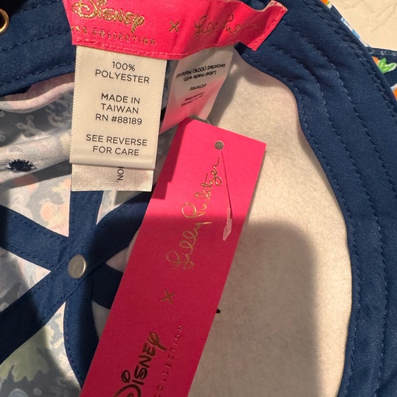 Lilly Pulitzer Disney Run Around Hat - Aegean Navy Lilly Loves Disney NWTS - Picture 3 of 8